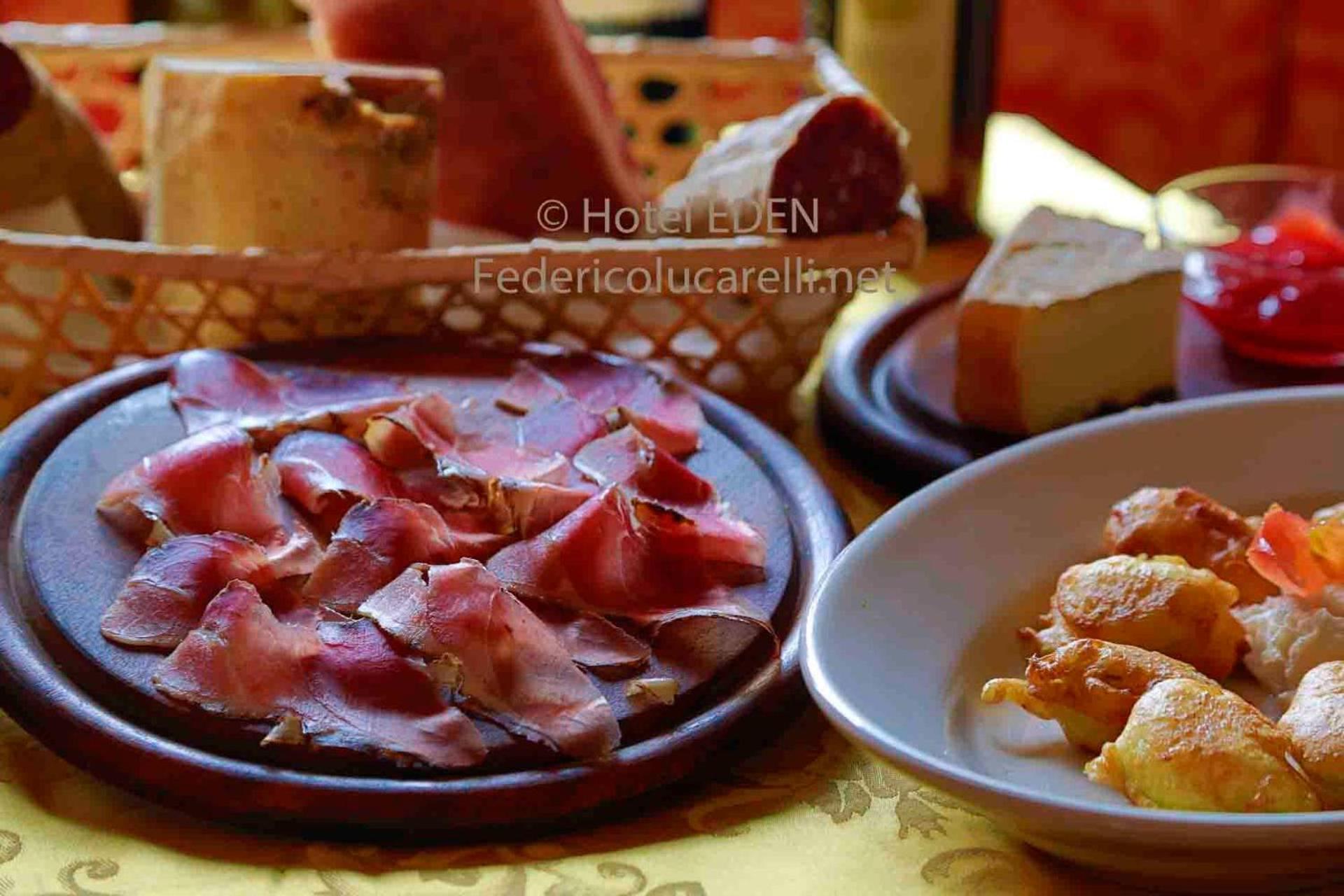 Albergo Eden ปอนเตดีเลโญ ภายนอก รูปภาพ